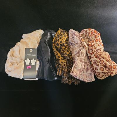 Fashion Infinity Scarves, Hangers and More (PC-CE)