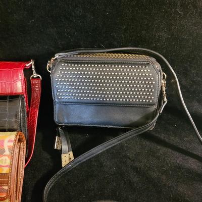 Pocketbooks and Wallets (PC-CE)