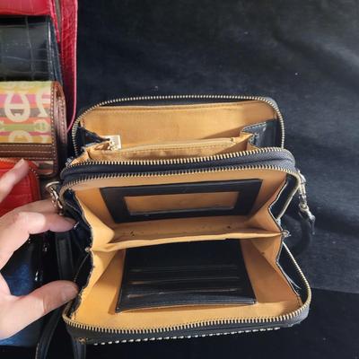 Pocketbooks and Wallets (PC-CE)