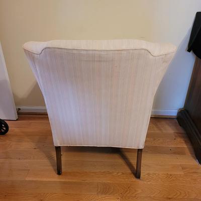 Upholstered Lounge Chair (P-CE)