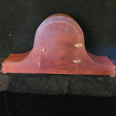 Waltham Quartz Chime Mantle Clock (P-CE)