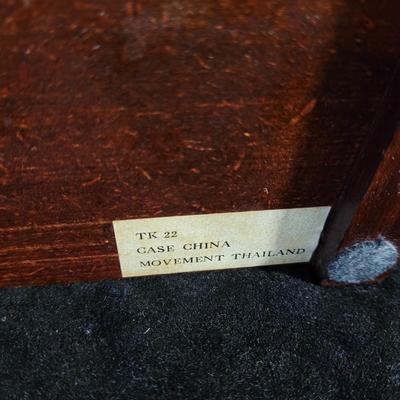 Waltham Quartz Chime Mantle Clock (P-CE)