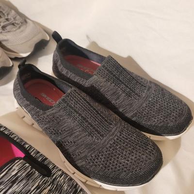 Womenâ€™s Sneakers & Slip Ons by Land's End, Reebok, & More, Sz. 7.5 - 9 (P-CE)