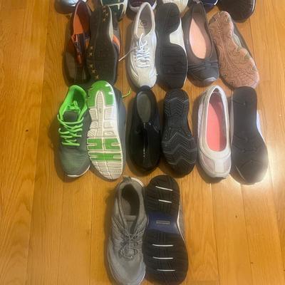 Womenâ€™s Sneakers & Slip Ons by Land's End, Reebok, & More, Sz. 7.5 - 9 (P-CE)