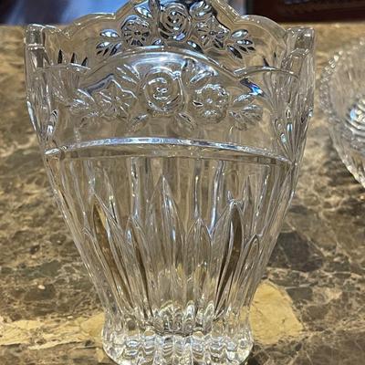 Vintage Oneida Southern Garden Oval Crystal Vase