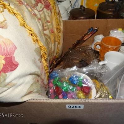 Misc housewares, kitchen, craft supplies and more Lot #0254