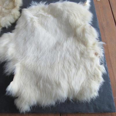 Lot 401: 3 White Rabbit Fur Pieces