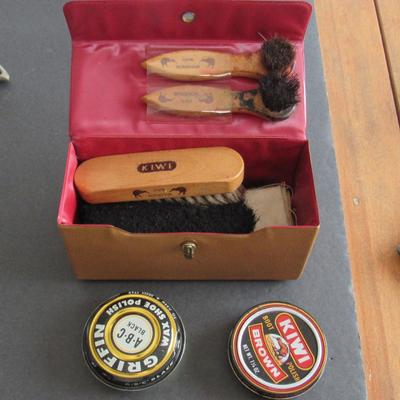 Lot 403: Vintage Kiwi Shoeshine Box and Tin