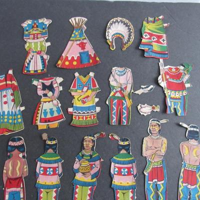 LOT 415: Small Set of Native American Paper Dolls, Incomplete