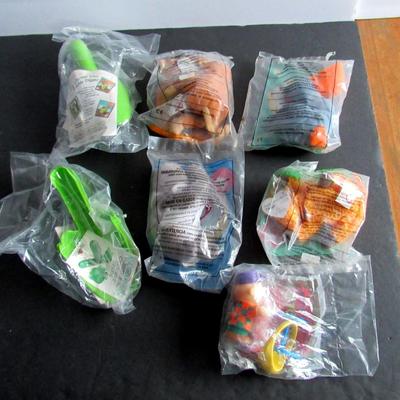Lot 419: Lot of Older McDonalds Premium Toys, Beanies, Charlie Brown, More