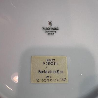 6 Pc. Lot White Geometric Dinnerware - Schonwald, Royal Doulton