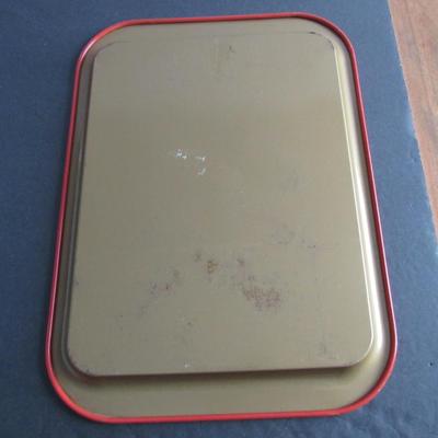 Lot 424: Coca Cola Tin Tray, Lady in Hat