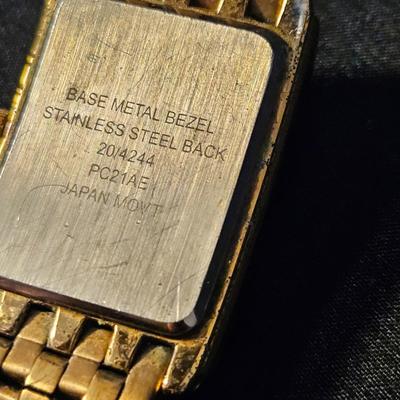 Men's Wrist Watches, Wrist Bands and a Bulova Travel Clock (LR-DW)