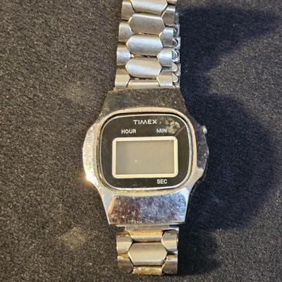 Men's Wrist Watches, Wrist Bands and a Bulova Travel Clock (LR-DW)