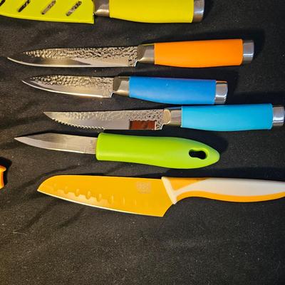 Cuisinart Accessories, Tomodachi Knives and More (K-DR)