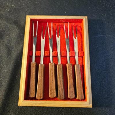 MCM Entertainment Accessories (K-DW)