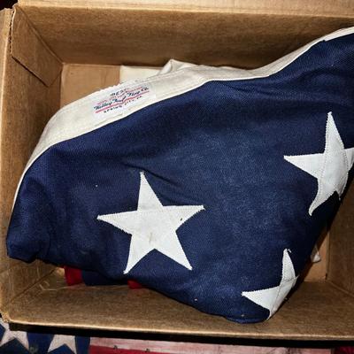 N1462 American Flags Lot