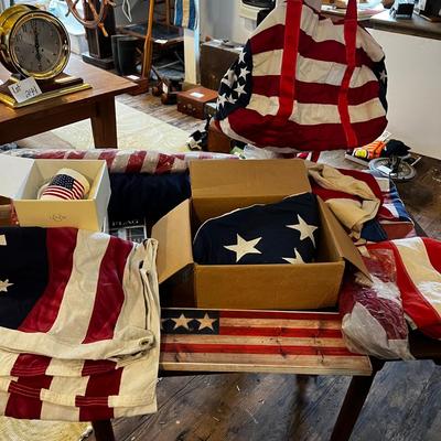 N1462 American Flags Lot