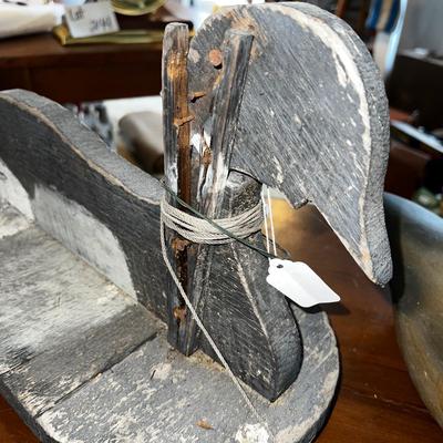 1464 Two Decoys and Books