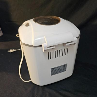 Farberware Air Fryer, Sunbeam Bread Maker and More (K-DW)