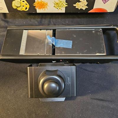 Ninja Food Processor, Oneida Mandolin and More (K-DW)