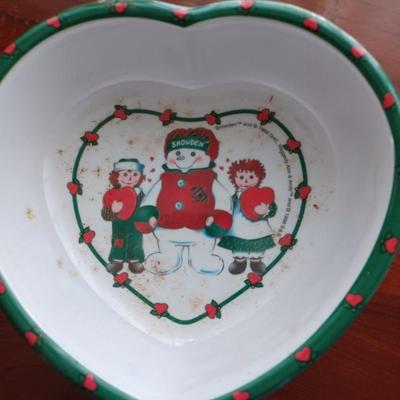 Raggedy Ann and Andy Heart shaped bowl