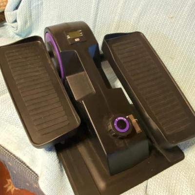 Cubii Pedaling Machine