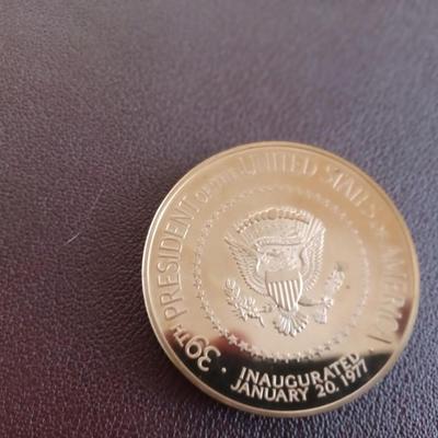 3 large franklin mint collector coins
