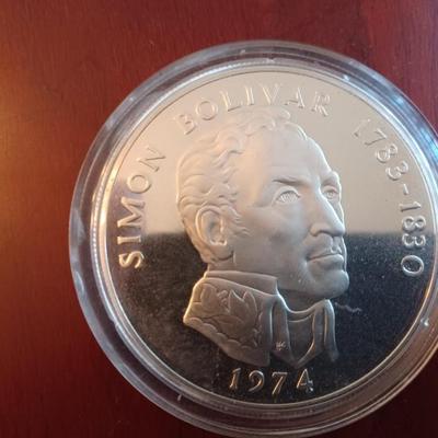 3 large franklin mint collector coins