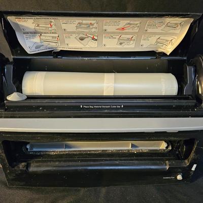 FoodSaver Vacuum Sealer and Vacuum Bags (K-DW)