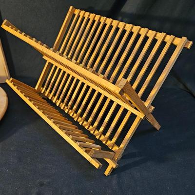 Lazy Susan's and Kitchen Linens (K-DW)