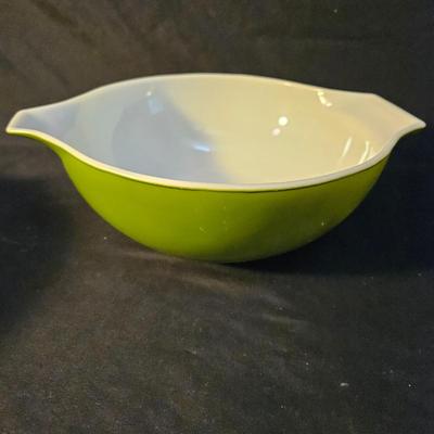 Vintage Pyrex, FireKing and Glassbake Bowls (K-DW)