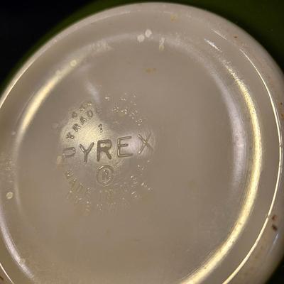 Vintage Pyrex, FireKing and Glassbake Bowls (K-DW)