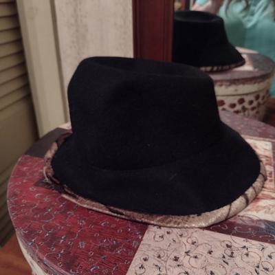 Collection of Ladies Hats and Hat Boxes (#4)