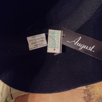 Collection of Ladies Hats and Hat Boxes (#4)