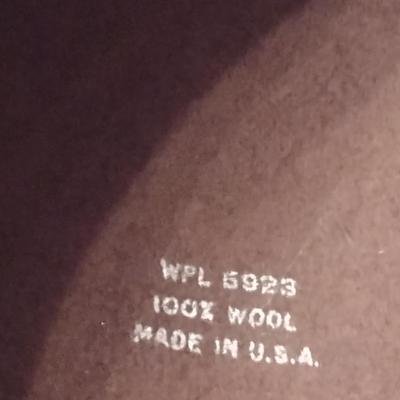 Collection of Ladies Hats and Hat Boxes (#4)