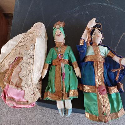 3 indian cloth figurine wedding