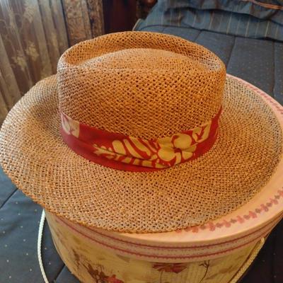 Collection of Ladies Hats and Hat Boxes (#6)
