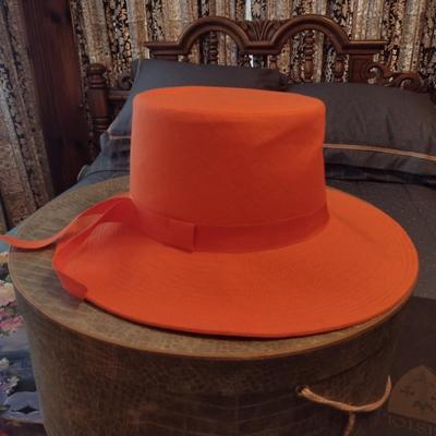 Collection of Ladies Hats and Hat Boxes (#7)