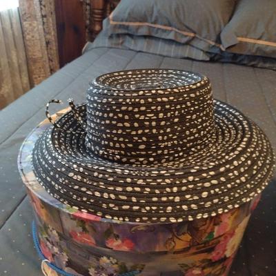 Collection of Ladies Hats and Hat Boxes (#7)