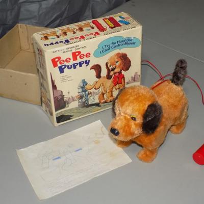 Vintage Pee Pee Puppy With Box