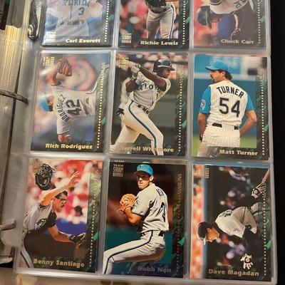 HUGE LOT of Sports Cards #1
