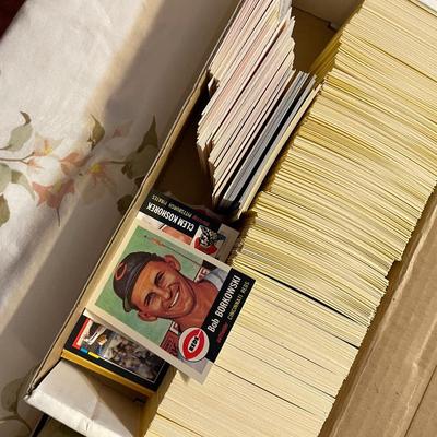 HUGE LOT of Sports Cards #1