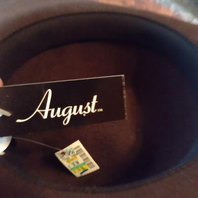 Collection of Ladies Hats and Hat Boxes (#10- 4 Boxes)