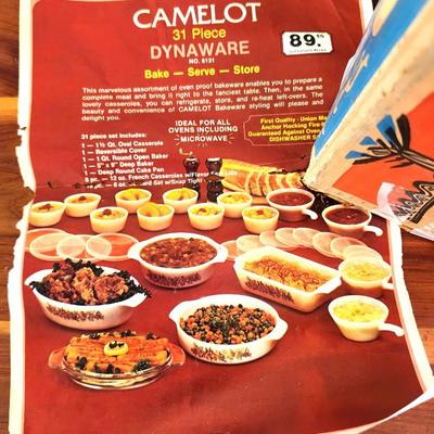 Lot #100 Attic find! Vintage 31 Piece Camelot Dynaware Bake Serve Store Set in Box