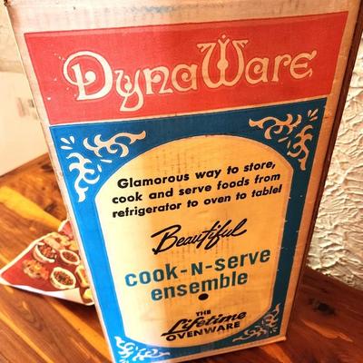 Lot #100 Attic find! Vintage 31 Piece Camelot Dynaware Bake Serve Store Set in Box