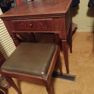 Vintage Singer Sewing Machine with Cabinet and Bench