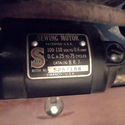 Vintage Singer Sewing Machine with Cabinet and Bench