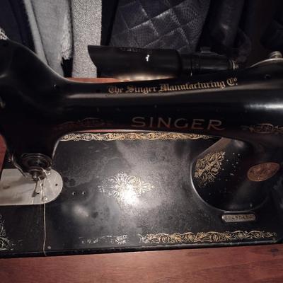 Vintage Singer Sewing Machine with Cabinet and Bench