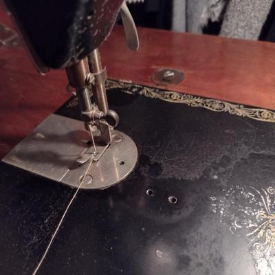 Vintage Singer Sewing Machine with Cabinet and Bench